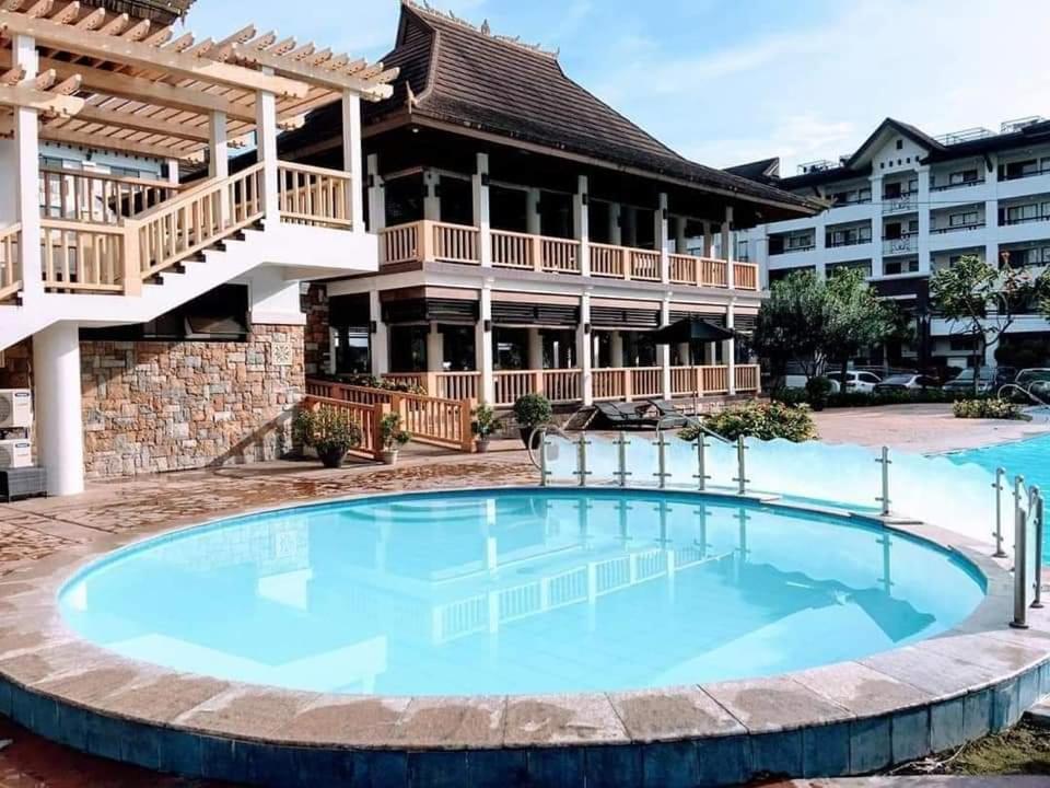 Ri'S One Oasis W Free Pool Back Of Sm City Mall Davao City Eksteriør billede